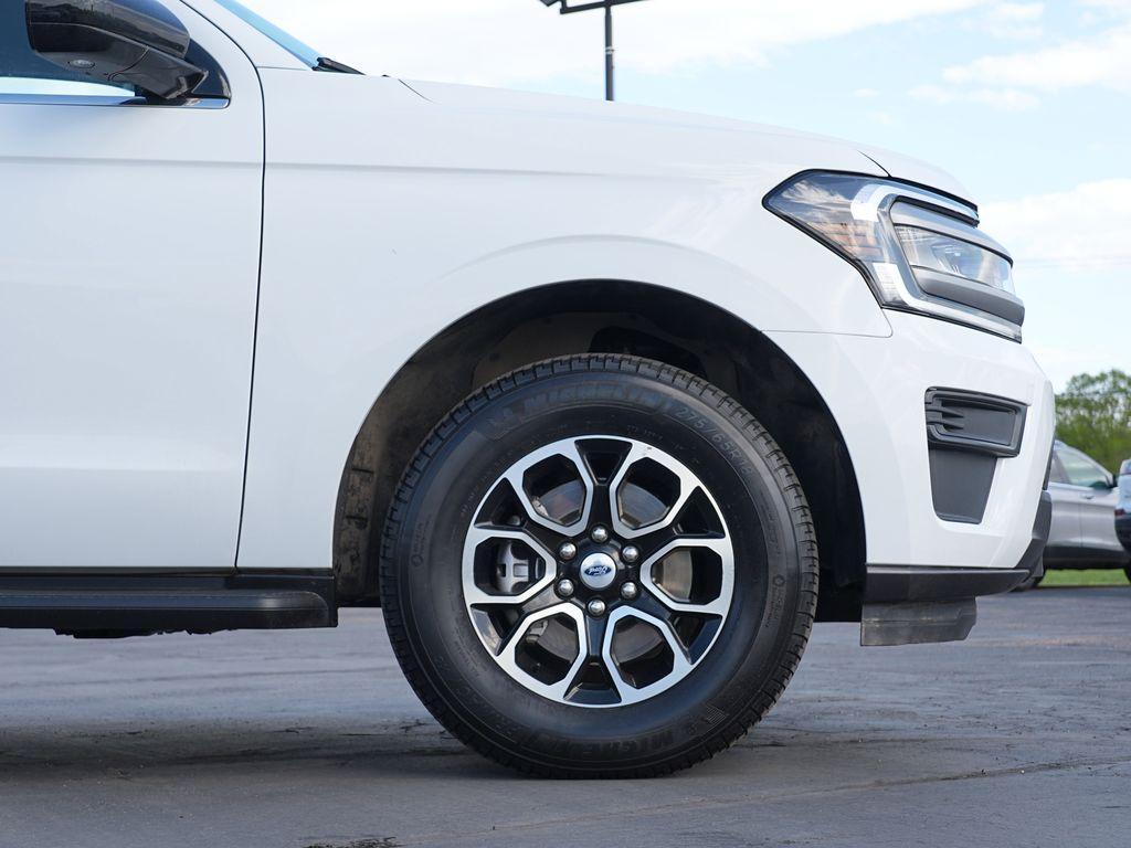 used 2022 Ford Expedition car, priced at $28,999