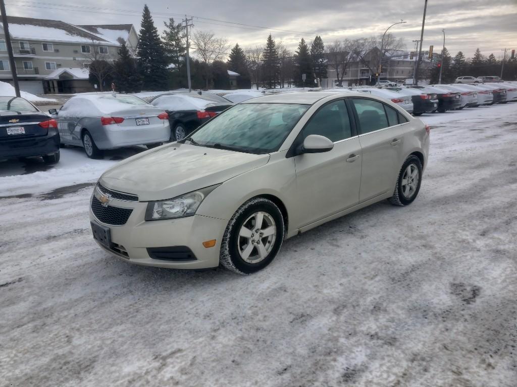 used 2013 Chevrolet Cruze car, priced at $3,999
