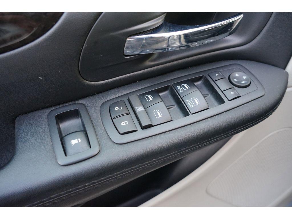 used 2017 Dodge Grand Caravan car, priced at $20,999