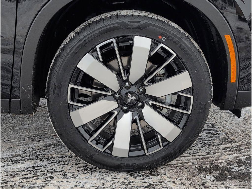 new 2026 Mitsubishi Outlander car, priced at $38,996