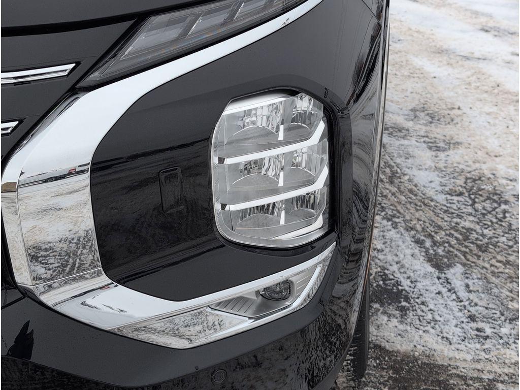 new 2026 Mitsubishi Outlander car, priced at $38,996