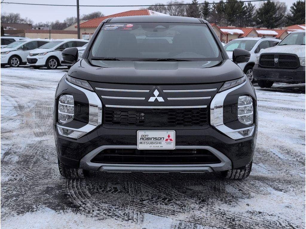 new 2026 Mitsubishi Outlander car, priced at $38,996