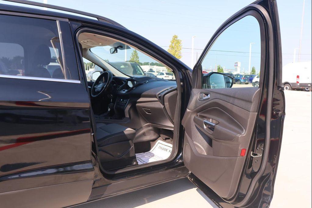 used 2017 Ford Escape car, priced at $9,995