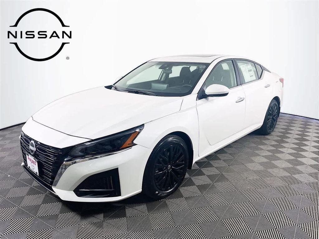 new 2025 Nissan Altima car, priced at $29,601