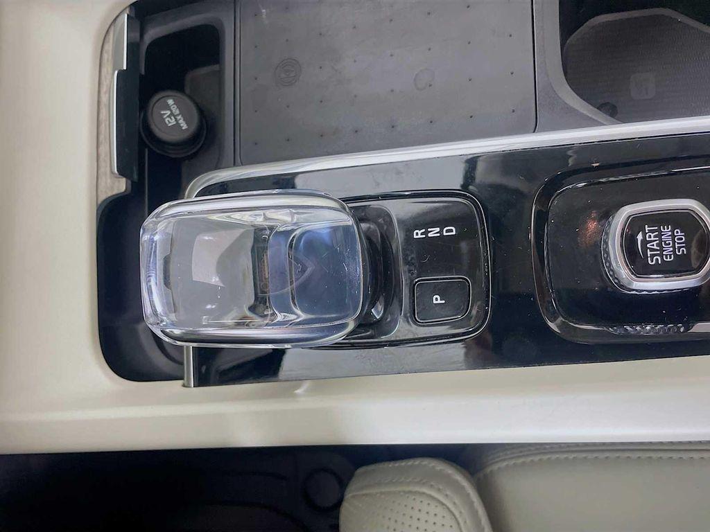 used 2022 Volvo XC60 car, priced at $29,995