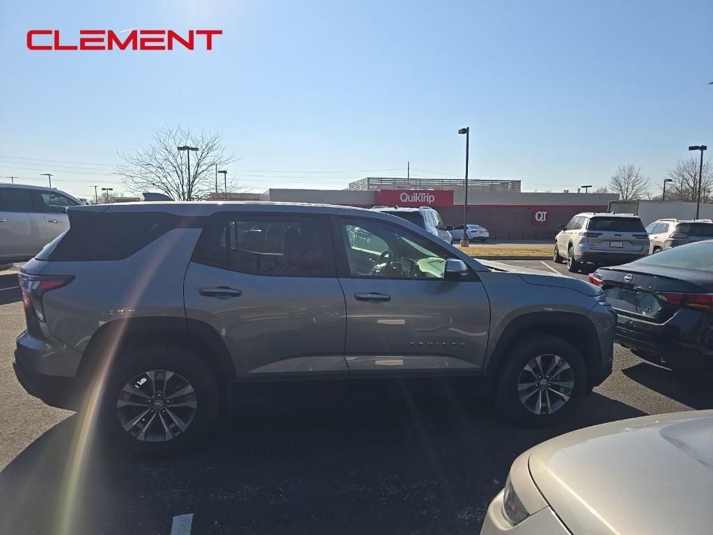 used 2025 Chevrolet Equinox car, priced at $25,500