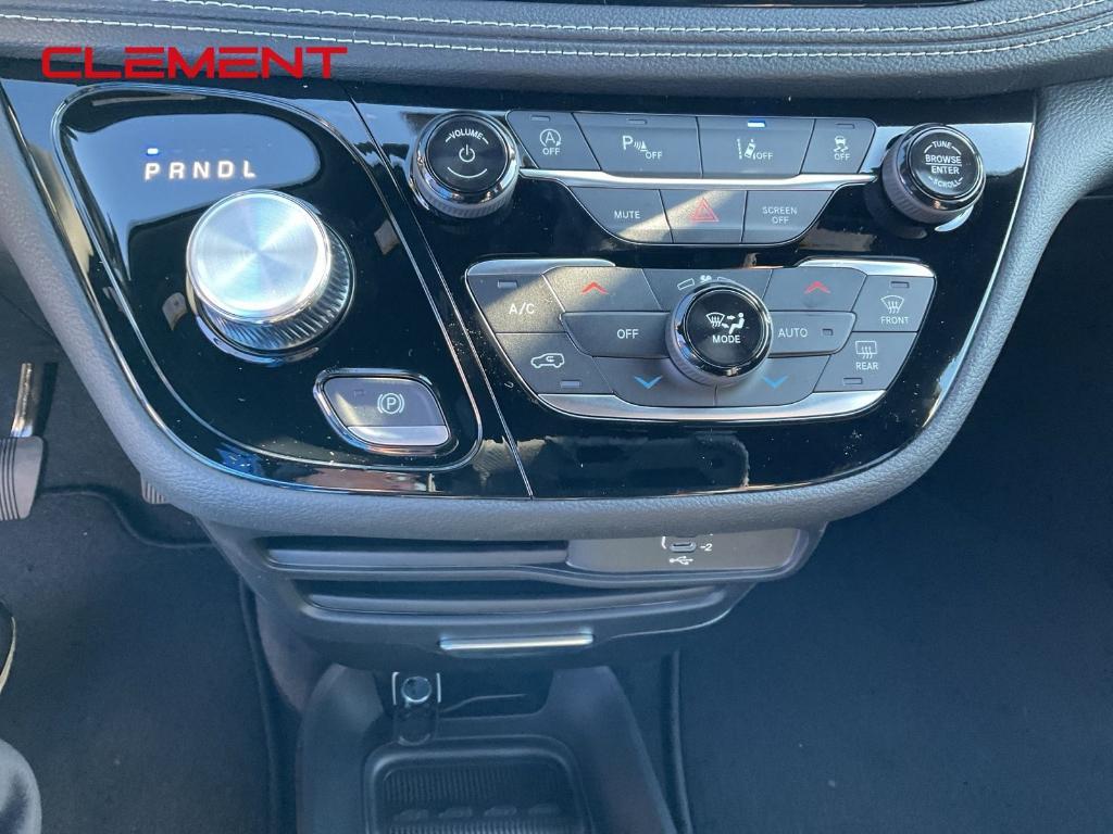 new 2026 Chrysler Pacifica car, priced at $41,645