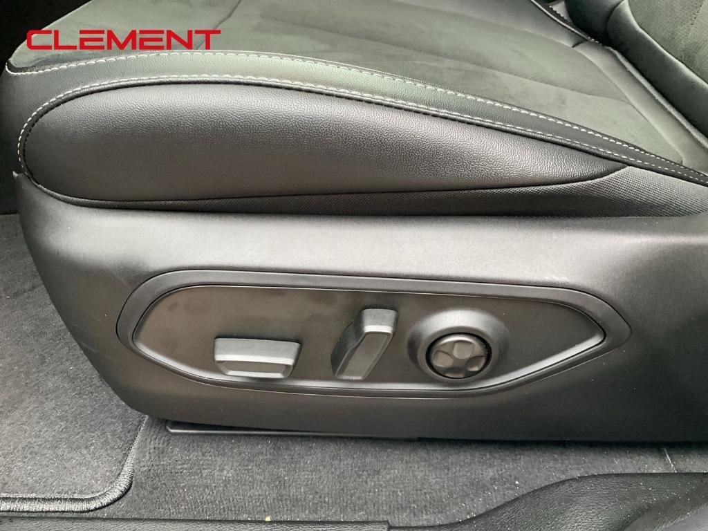 new 2025 Jeep Grand Cherokee car, priced at $42,125