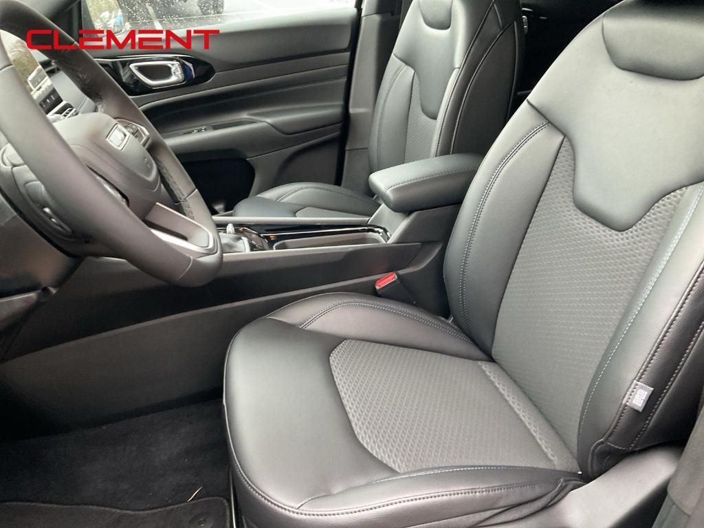 new 2026 Jeep Compass car, priced at $32,305