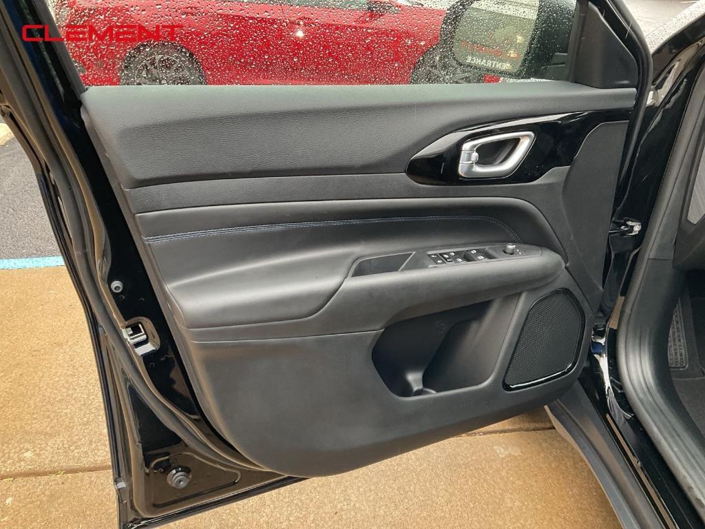 new 2026 Jeep Compass car, priced at $32,805