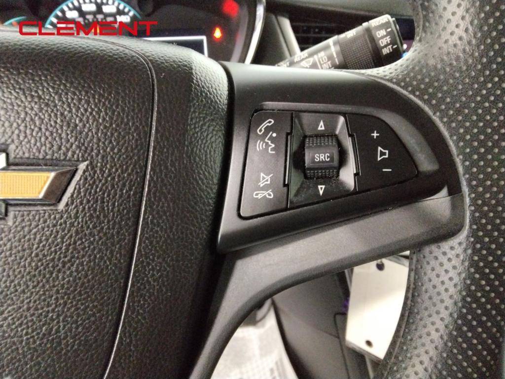 used 2022 Chevrolet Trax car, priced at $15,289