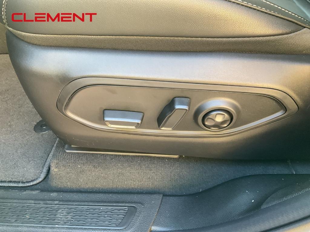 new 2025 Jeep Grand Cherokee L car, priced at $42,280