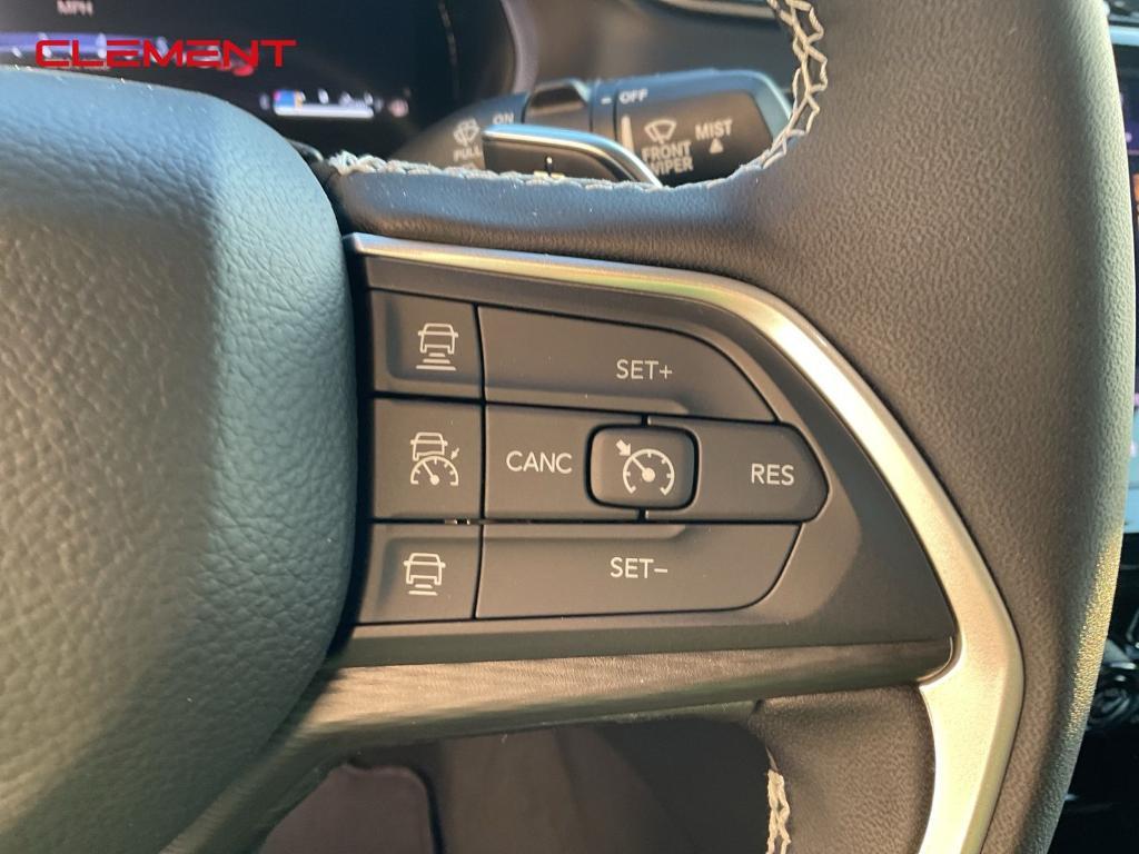 new 2025 Jeep Grand Cherokee L car, priced at $41,127