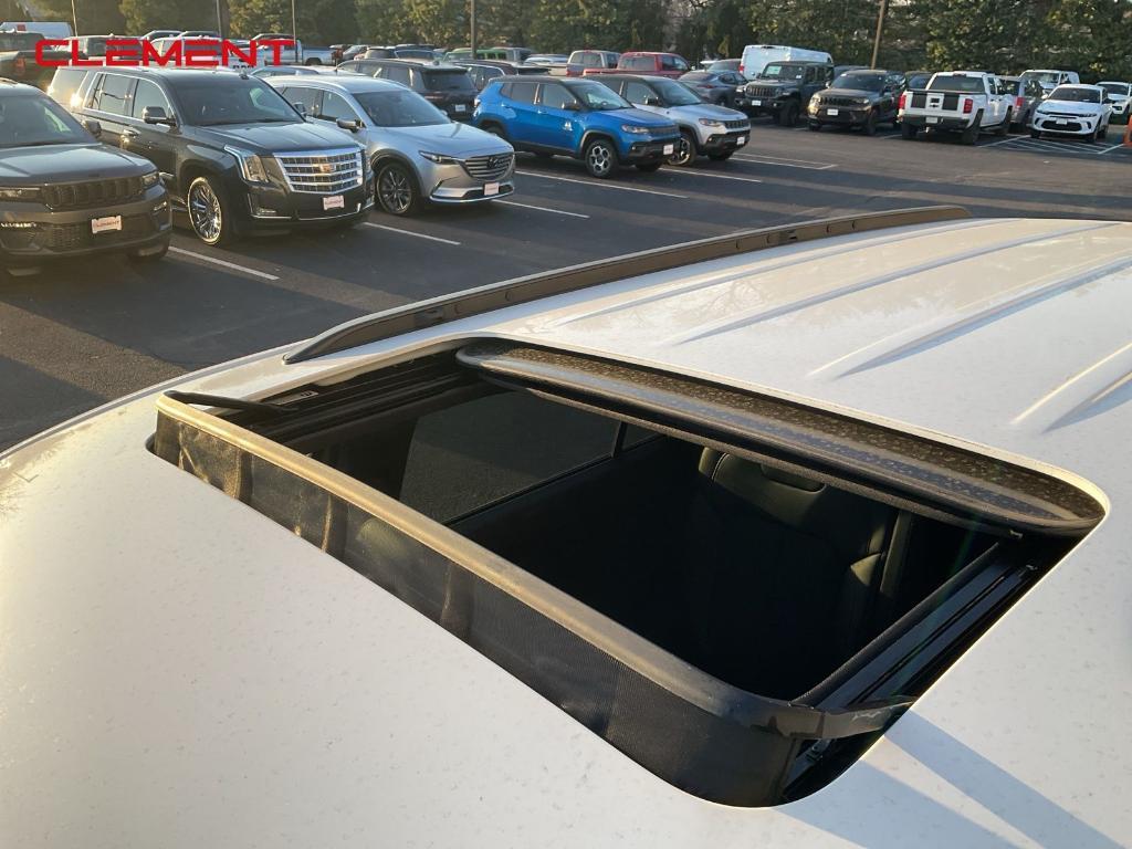 new 2025 Jeep Grand Cherokee L car, priced at $41,127