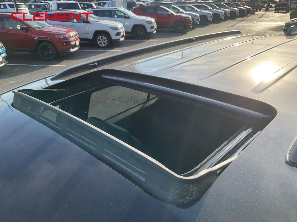 new 2025 Jeep Grand Cherokee L car, priced at $40,875