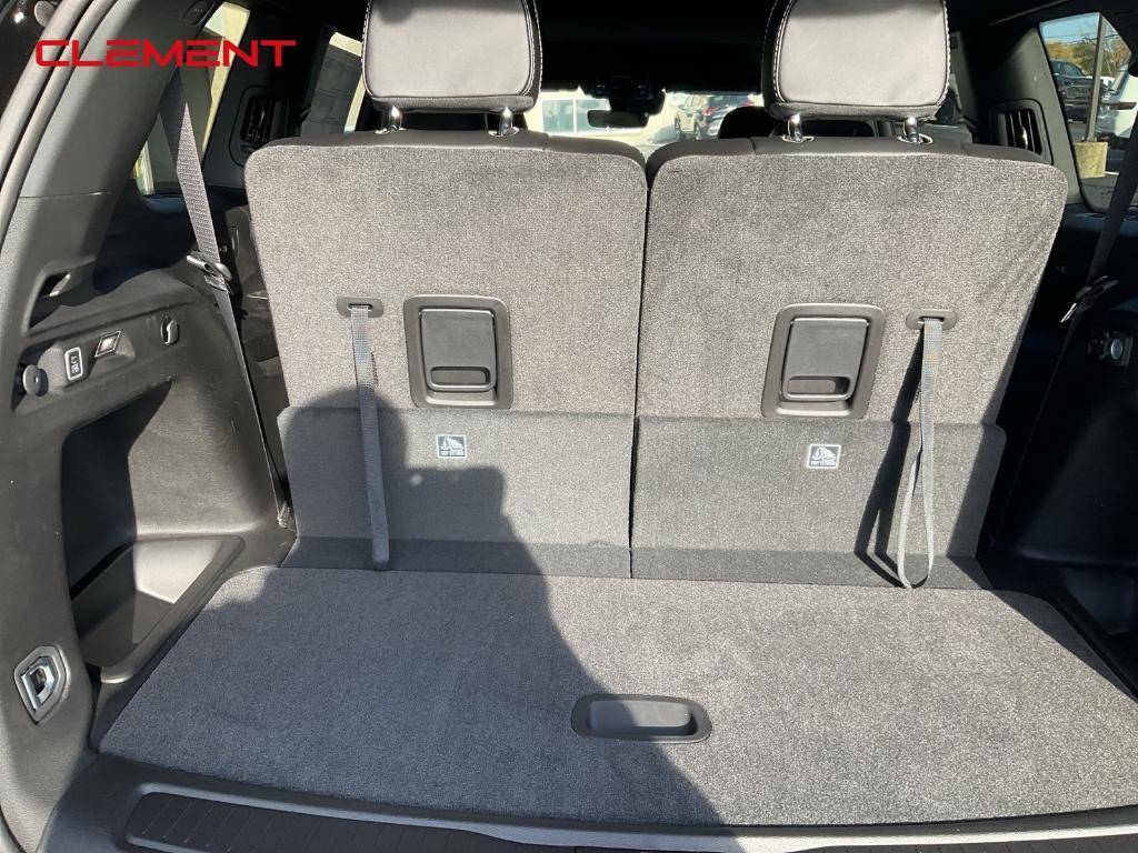 new 2025 Jeep Grand Cherokee L car, priced at $39,663