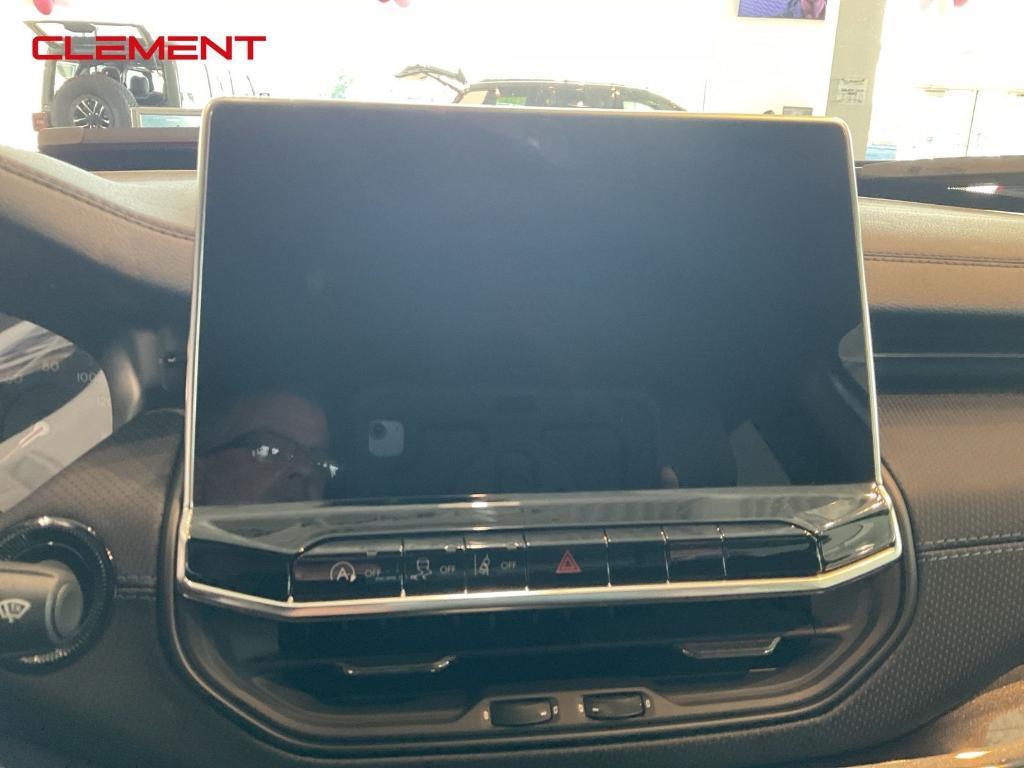 new 2026 Jeep Compass car, priced at $33,100