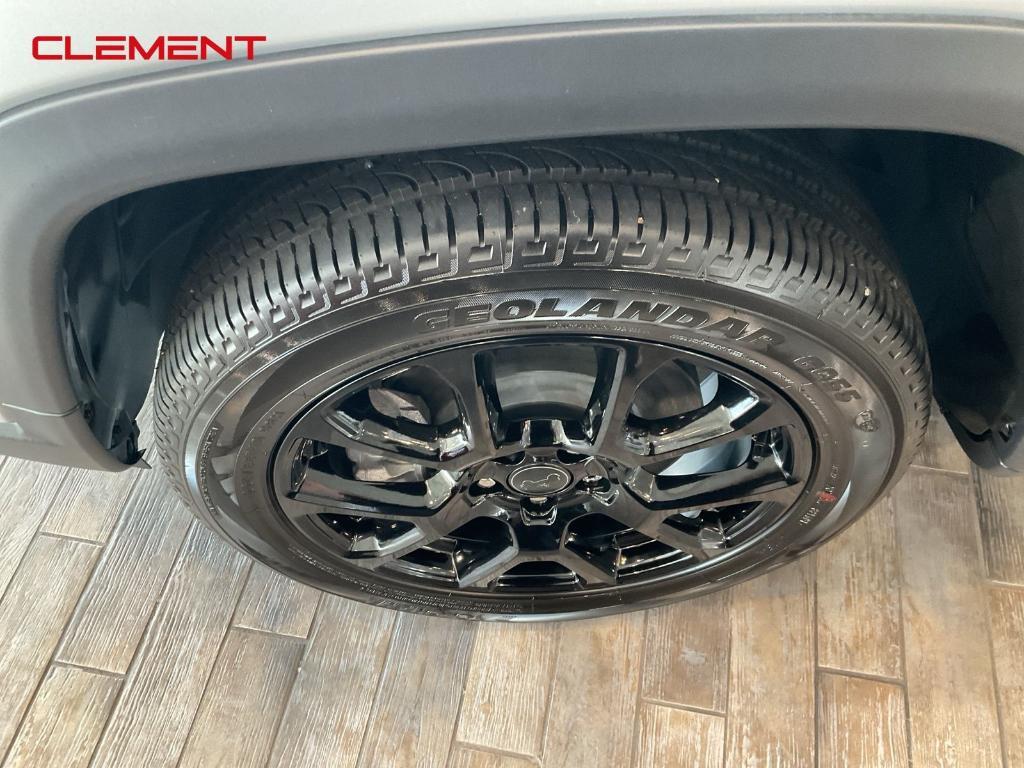 new 2026 Jeep Compass car, priced at $33,100