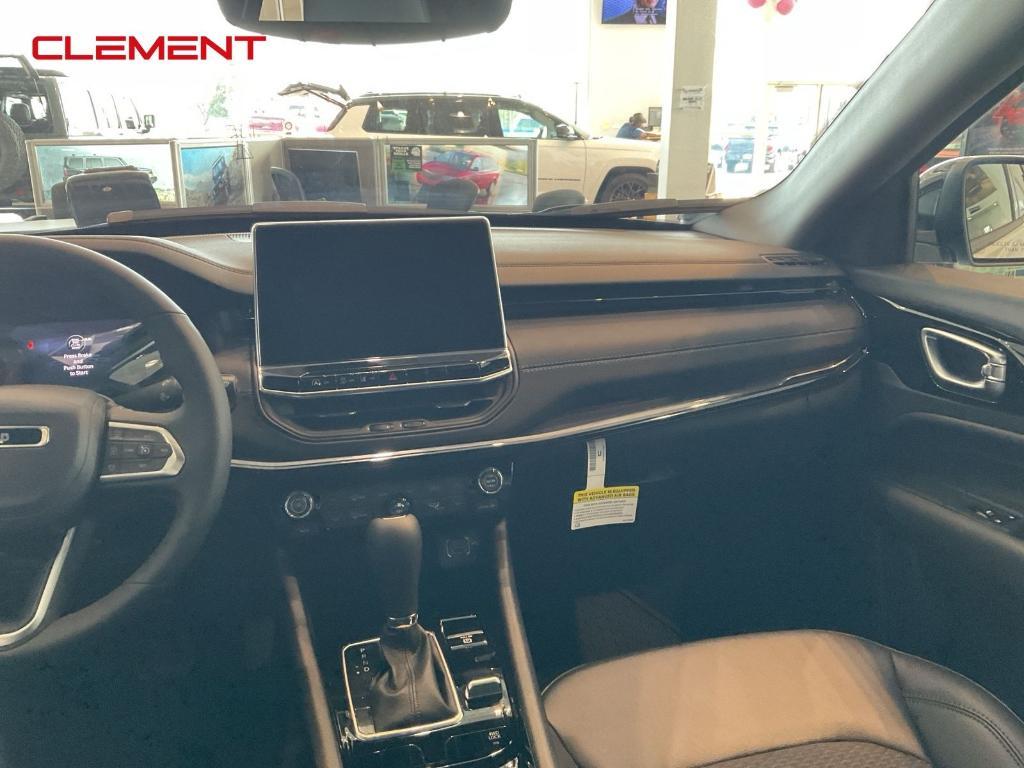 new 2026 Jeep Compass car, priced at $33,100