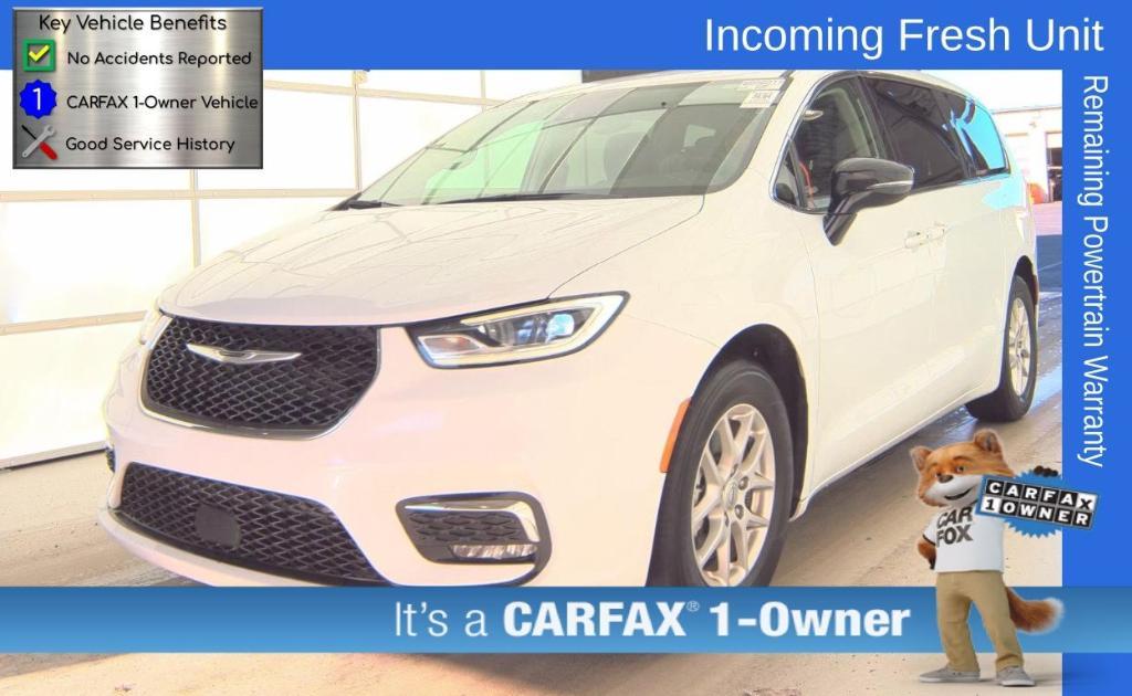 used 2024 Chrysler Pacifica car, priced at $29,000