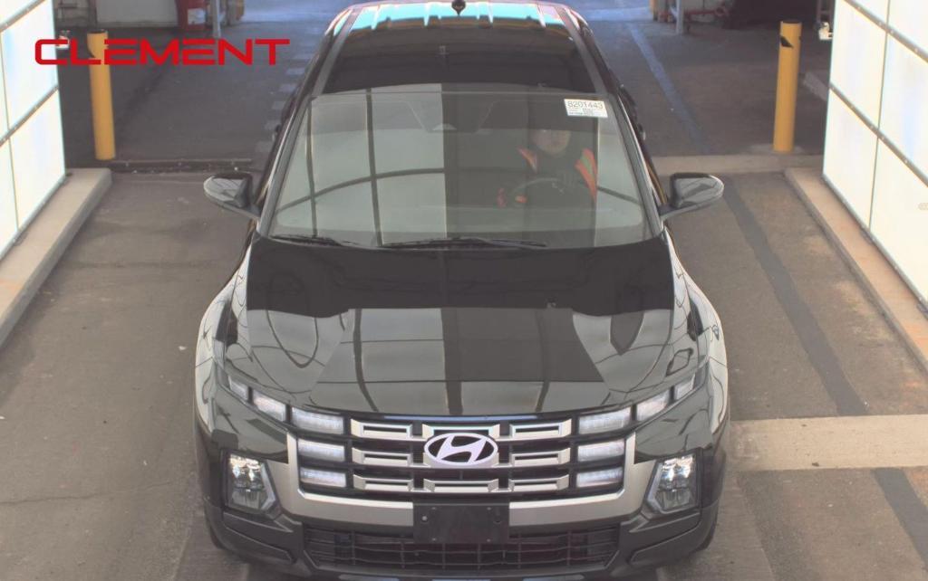 used 2025 Hyundai SANTA CRUZ car, priced at $24,000