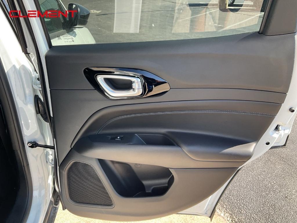 new 2026 Jeep Compass car, priced at $32,505