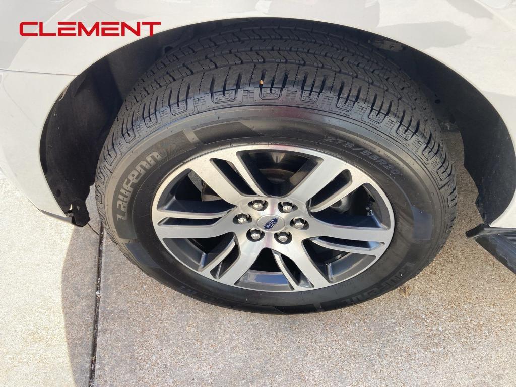 used 2024 Ford Expedition car, priced at $44,200