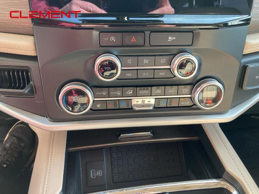 used 2024 Ford Expedition car, priced at $44,200