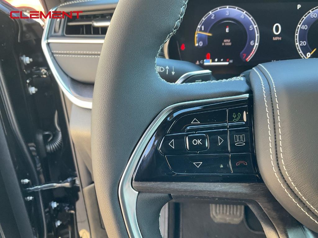 new 2025 Jeep Grand Cherokee car, priced at $52,045