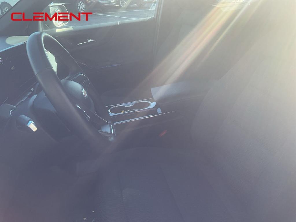 used 2025 Chevrolet Equinox car, priced at $26,000