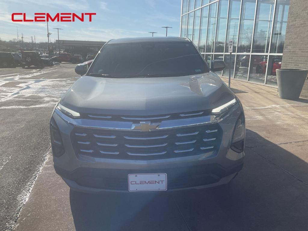 used 2025 Chevrolet Equinox car, priced at $26,000