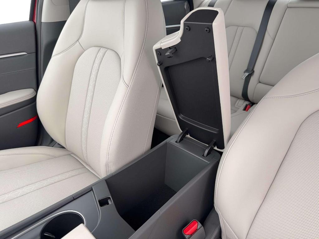 new 2026 Hyundai Sonata Hybrid car, priced at $38,899