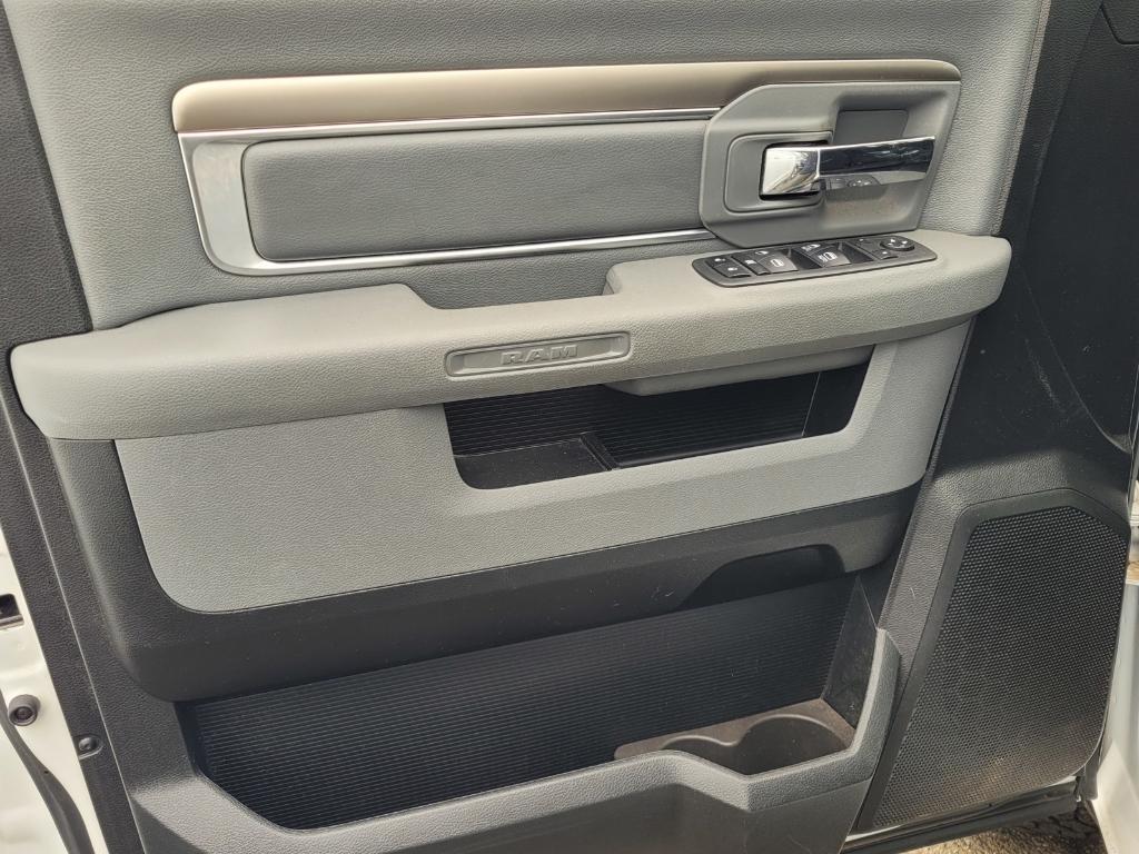 used 2020 Ram 1500 Classic car, priced at $25,994