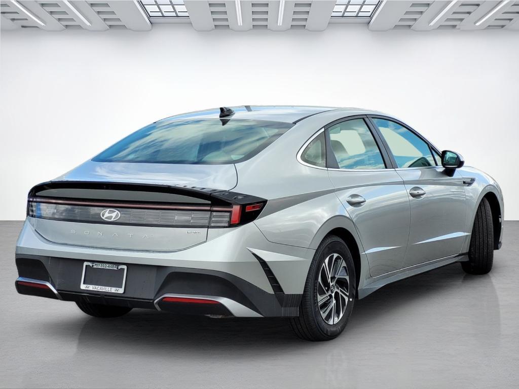 new 2026 Hyundai Sonata Hybrid car