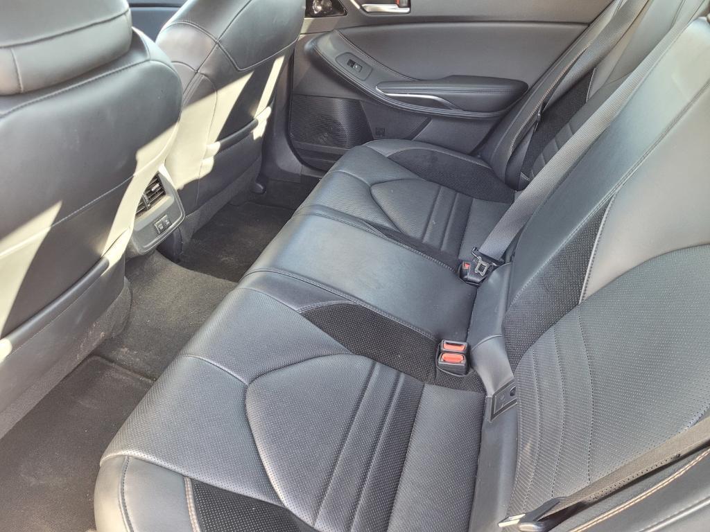 used 2022 Toyota Avalon Hybrid car, priced at $30,711