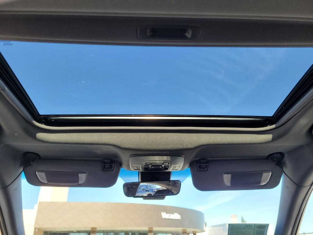 used 2022 Toyota Avalon Hybrid car, priced at $30,711