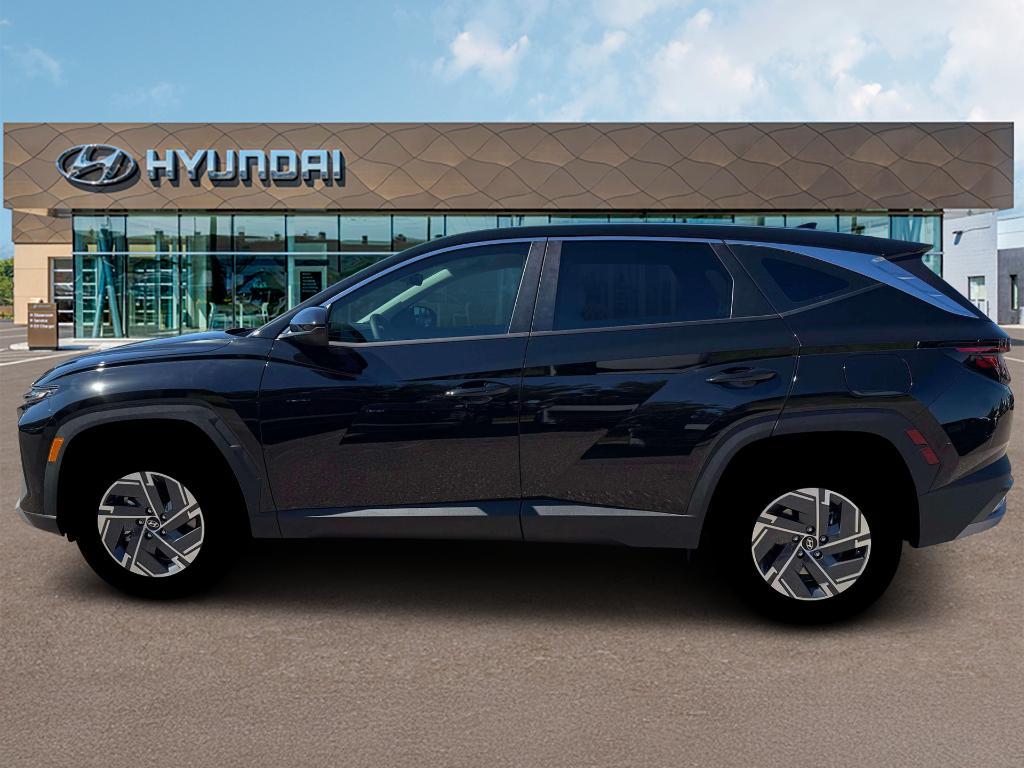 new 2026 Hyundai TUCSON Hybrid car