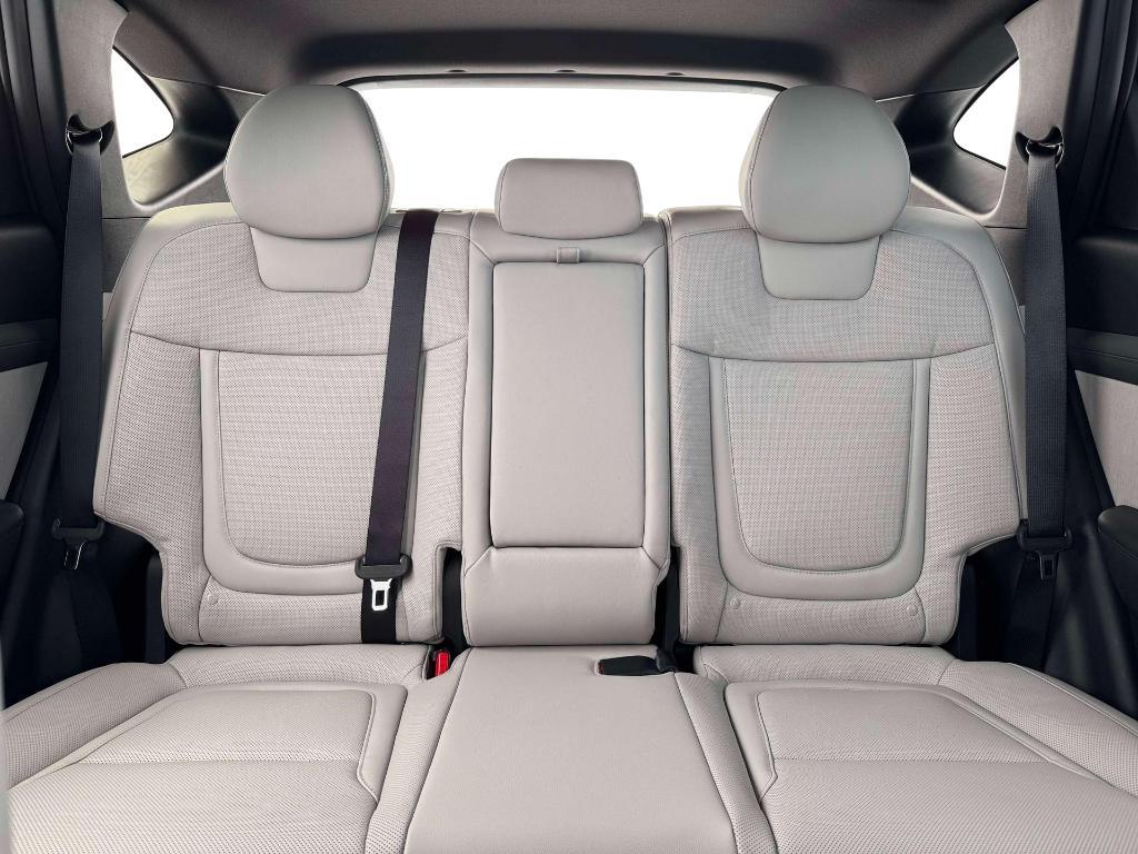 new 2026 Hyundai TUCSON Hybrid car, priced at $42,790