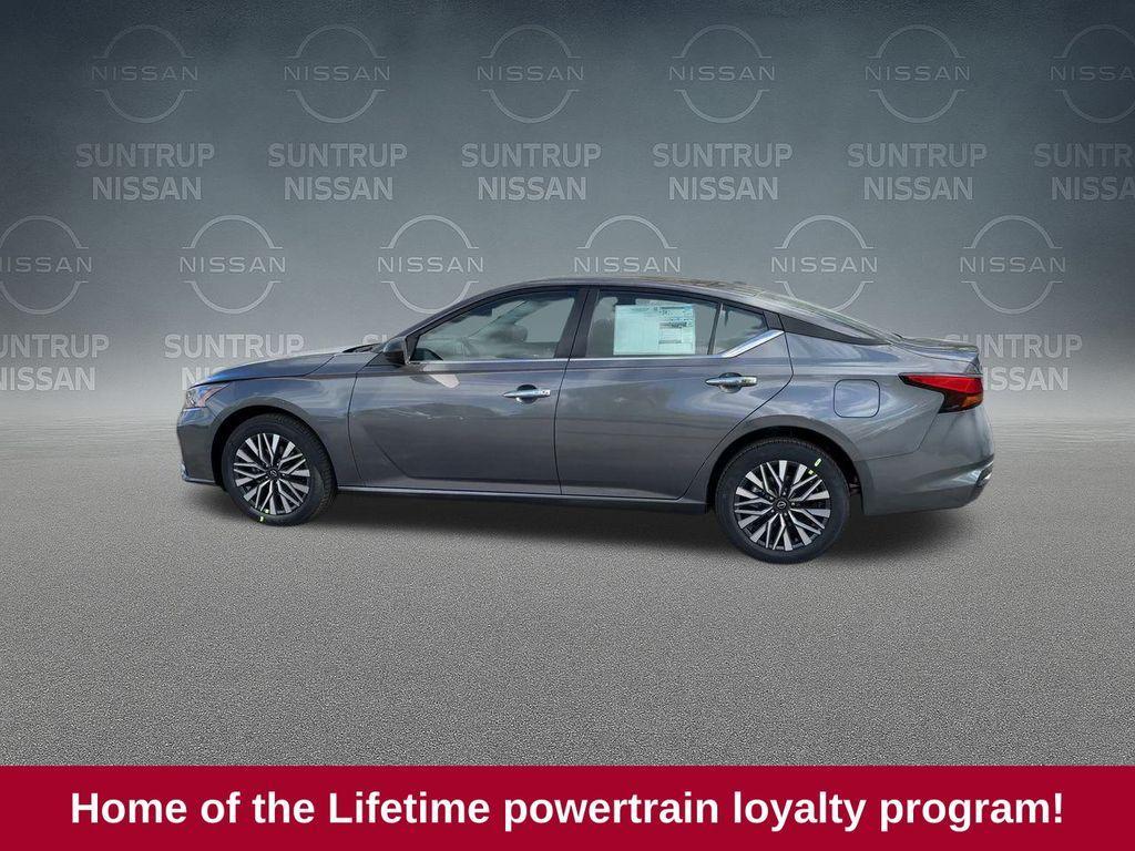 used 2025 Nissan Altima car, priced at $25,551