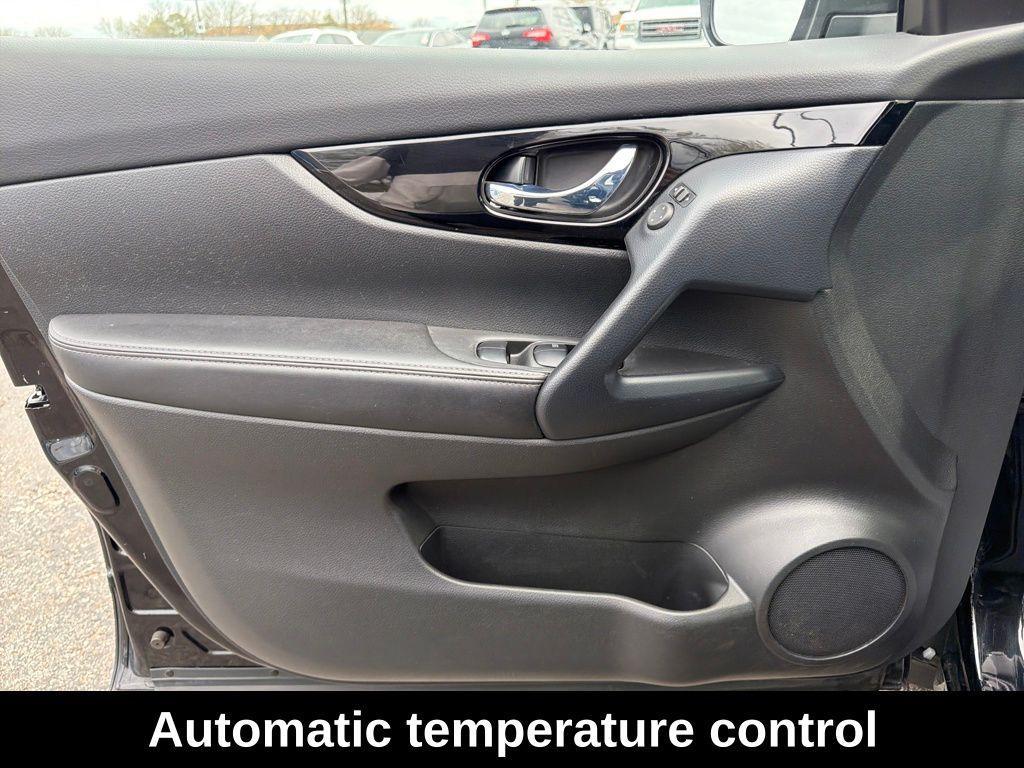 used 2022 Nissan Rogue Sport car, priced at $21,975