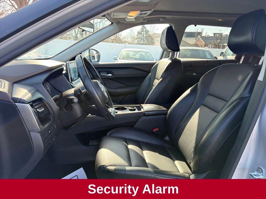 used 2023 Nissan Rogue car, priced at $22,245