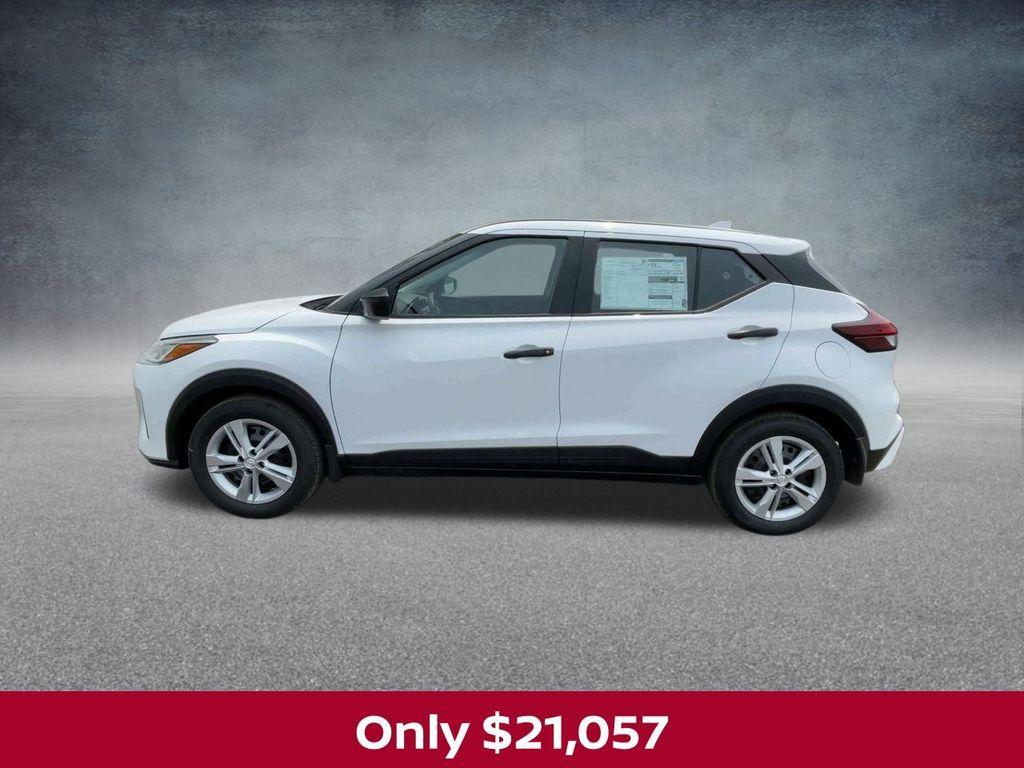 new 2025 Nissan Kicks Play car, priced at $21,057