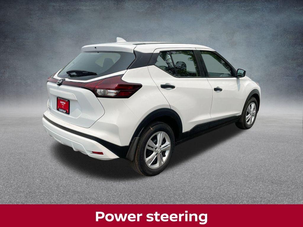 new 2025 Nissan Kicks Play car, priced at $21,057