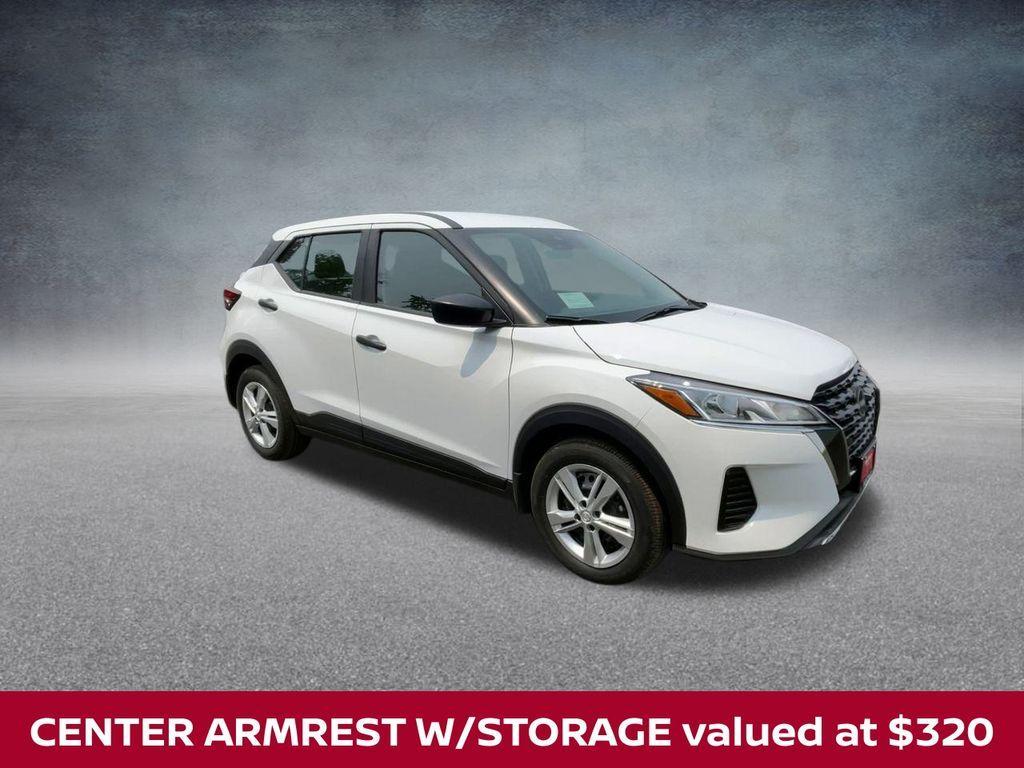 new 2025 Nissan Kicks Play car, priced at $21,057