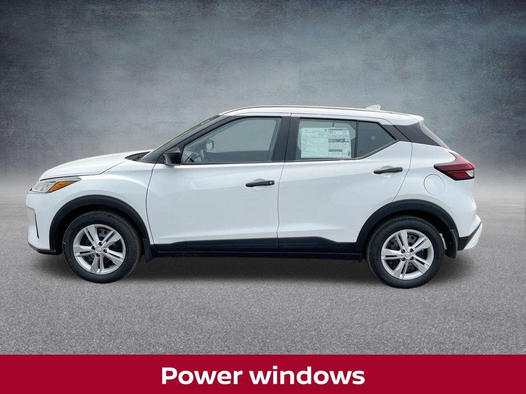 new 2025 Nissan Kicks Play car, priced at $21,057