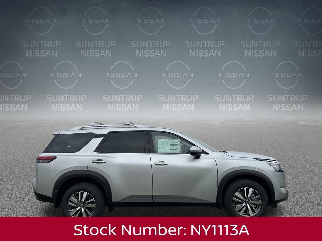 new 2025 Nissan Pathfinder car, priced at $39,007