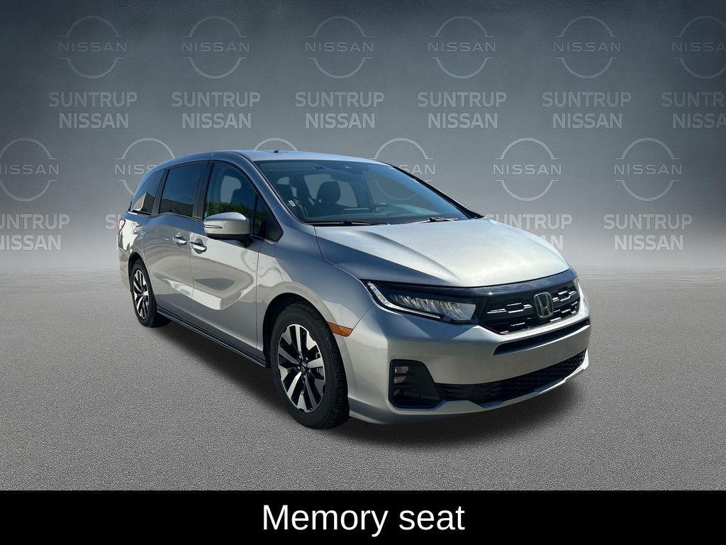 used 2025 Honda Odyssey car, priced at $35,775