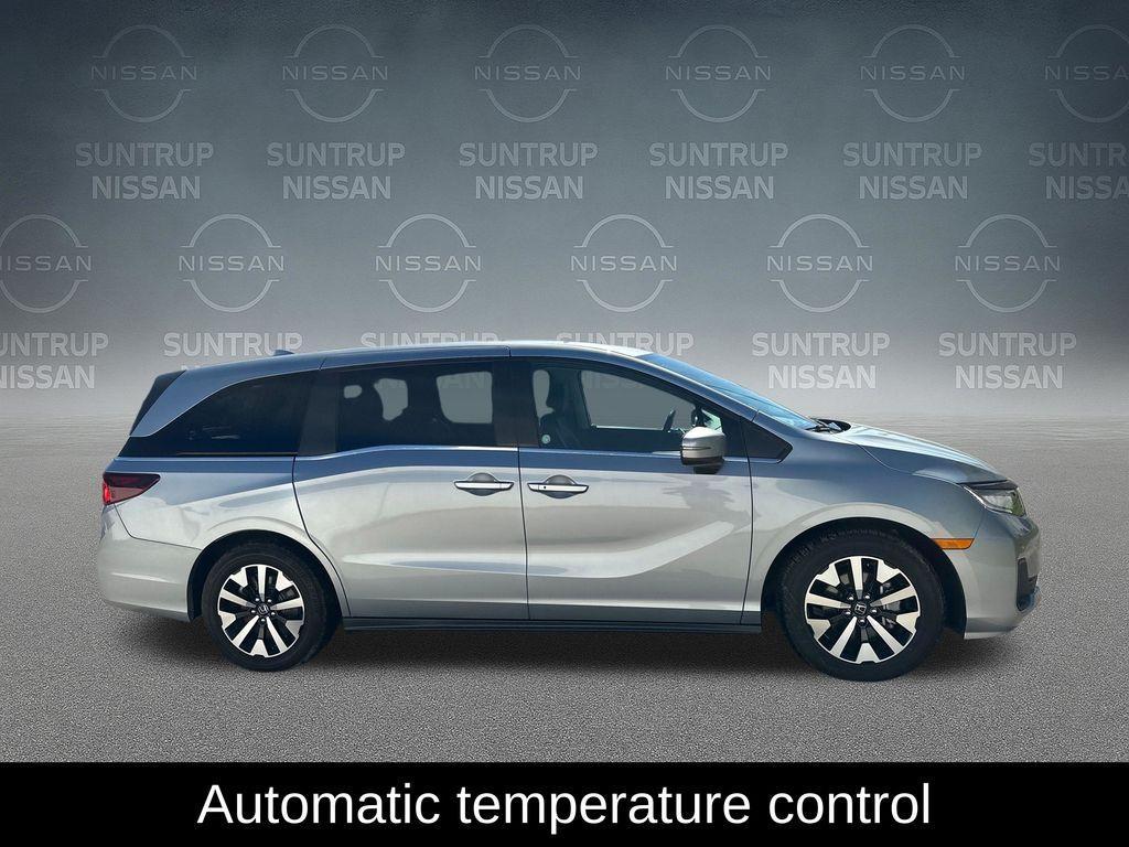 used 2025 Honda Odyssey car, priced at $35,775