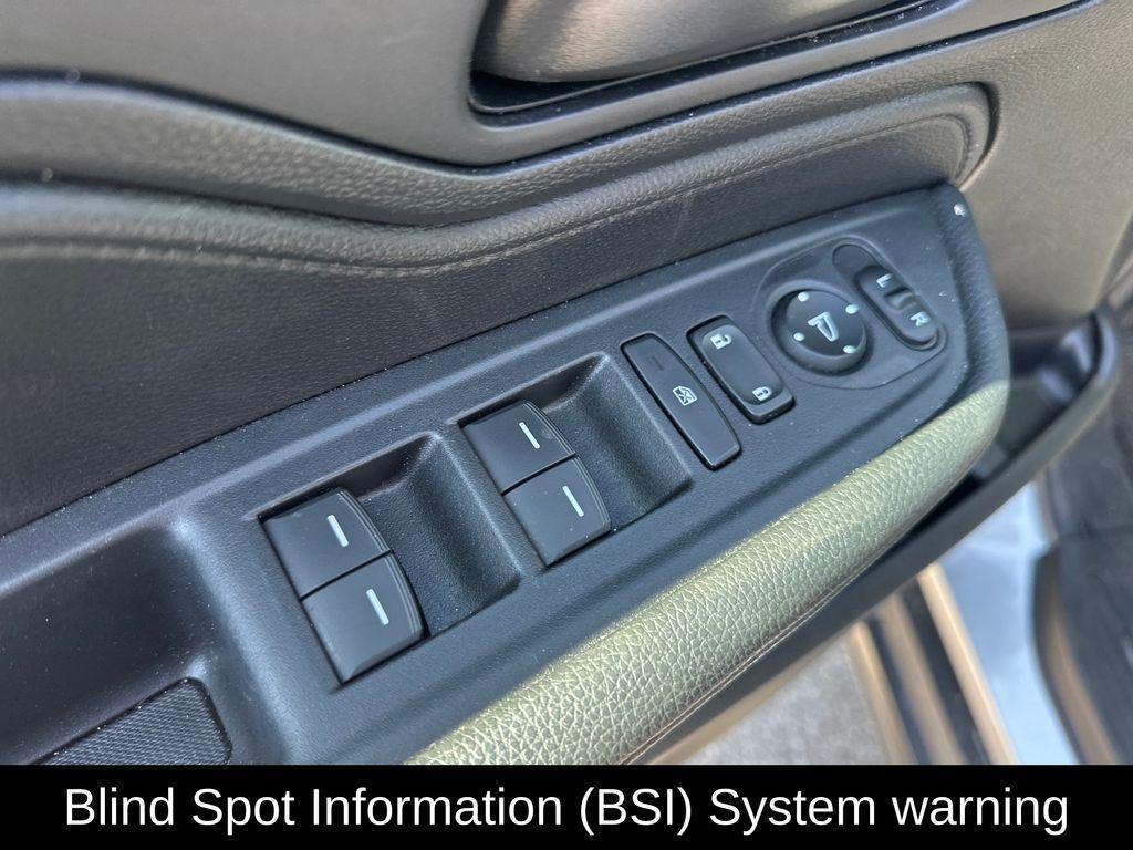 used 2025 Honda Odyssey car, priced at $35,775