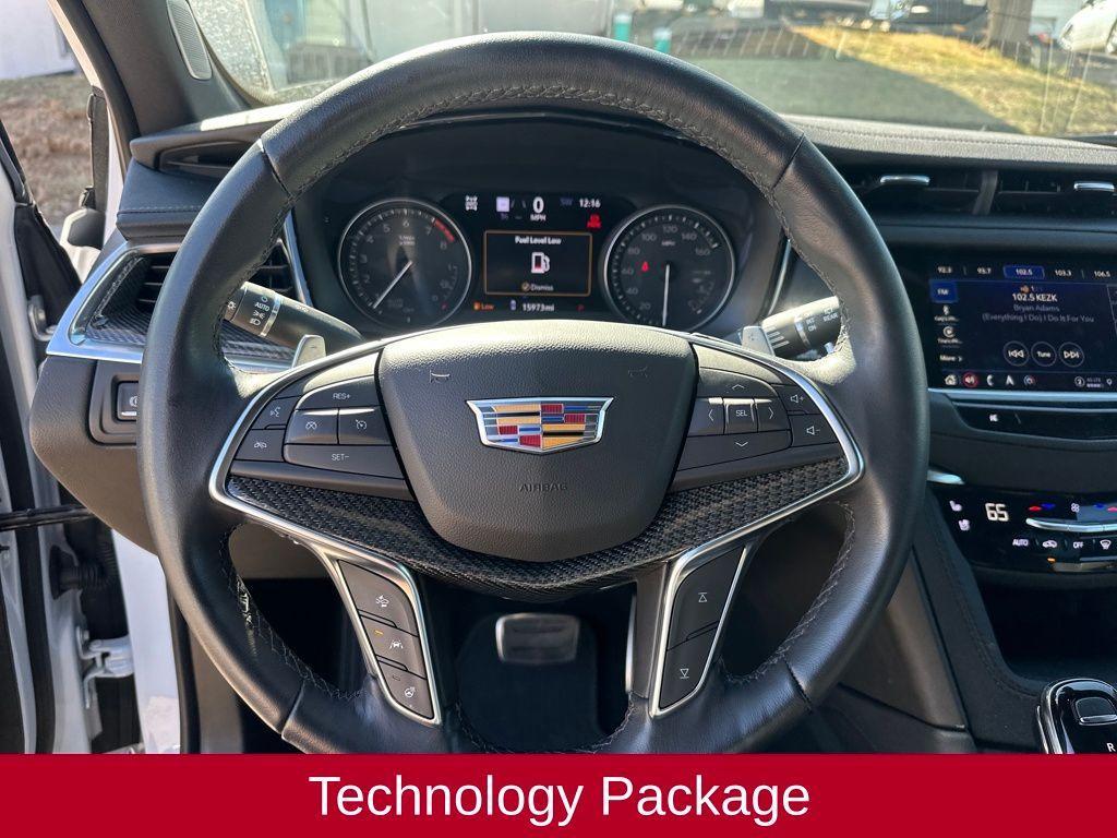 used 2024 Cadillac XT5 car, priced at $41,225